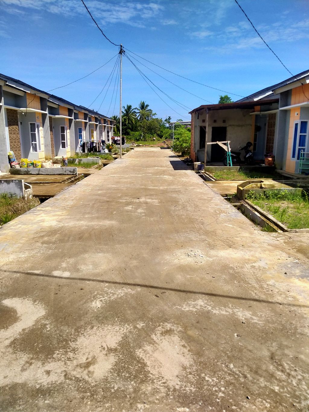 foto gerbang perumahan PERUMAHAN GRAHA PATI JUANG KMP 8