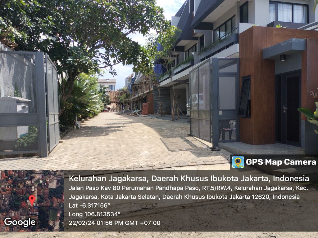 foto gerbang perumahan PANDHAPA PASO