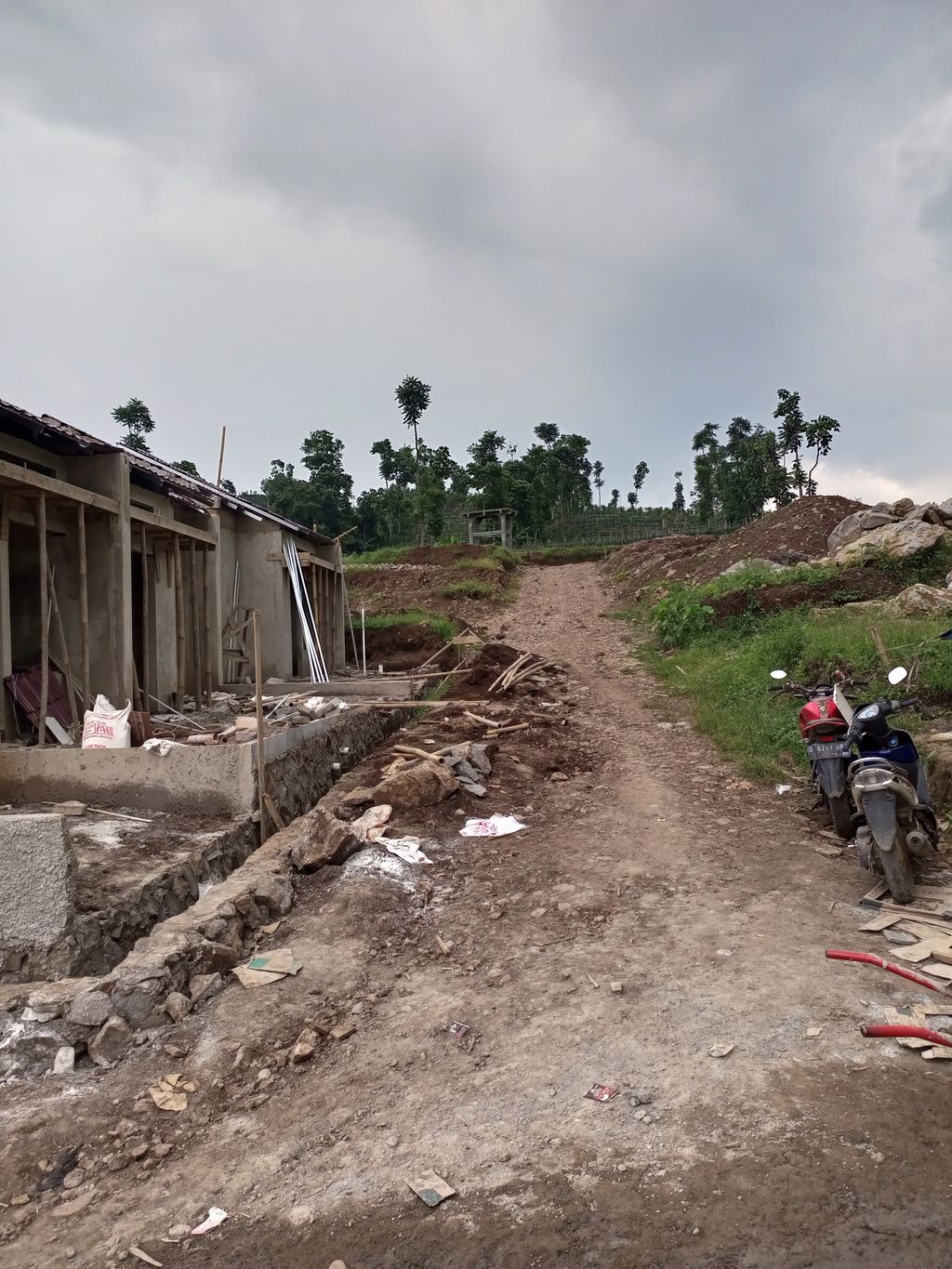 foto posisi tengah perumahan Ghani Margaluyu Residence