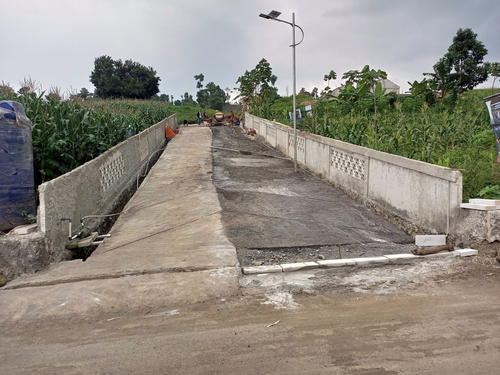 foto gerbang perumahan Ghani Margaluyu Residence