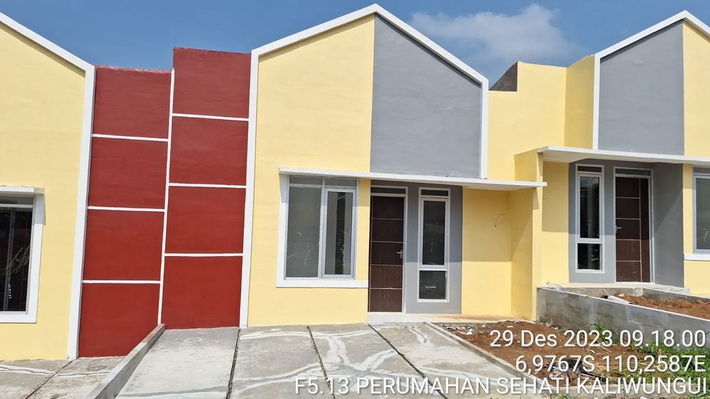 foto tampak rumah tipe SUBSIDI 30/60 C perumahan SEHATI KALIWUNGU