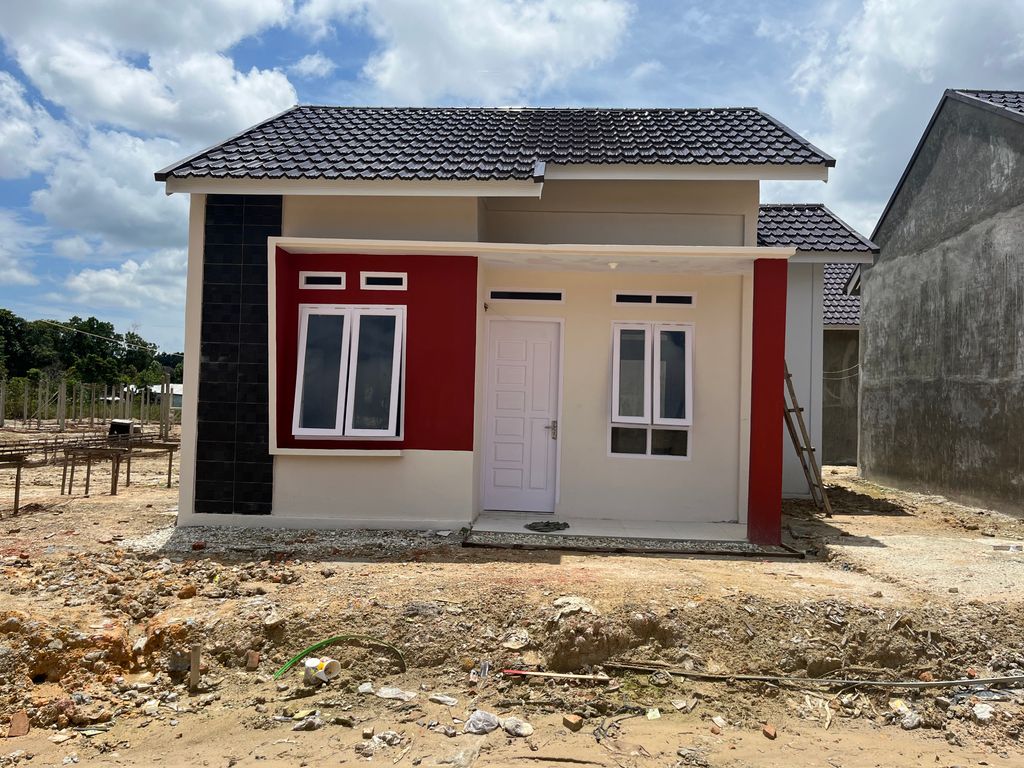 foto tampak rumah tipe 36/108 perumahan TERUSAN BARU RESIDENCE
