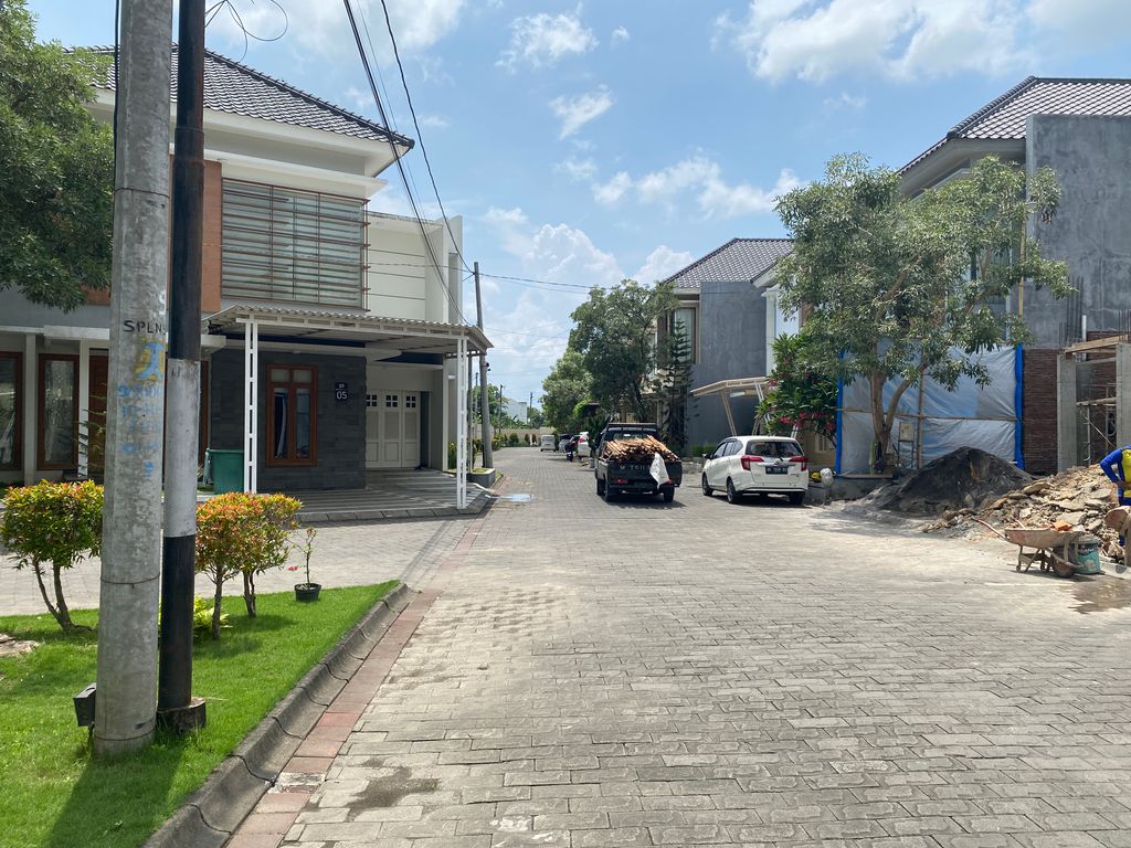foto posisi tengah perumahan Olive Residence