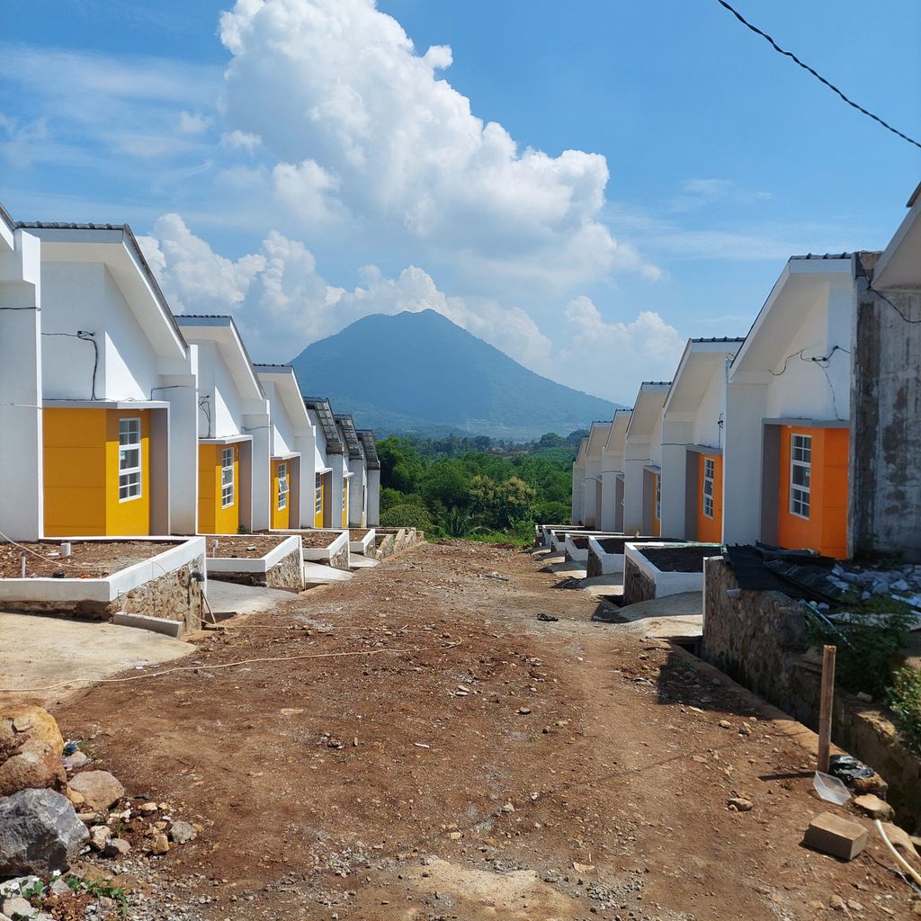 foto posisi tengah perumahan PERUMAHAN REKSA JAYA LAND
