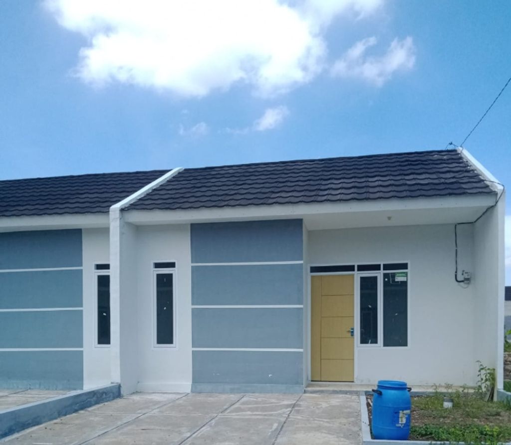 foto tampak rumah tipe komersil 30 th 2024 perumahan Griya Nusa Asri