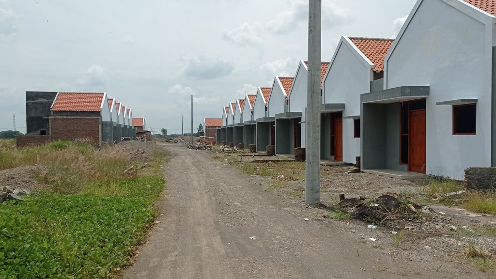 foto gerbang perumahan Aldava My Home Permai 2