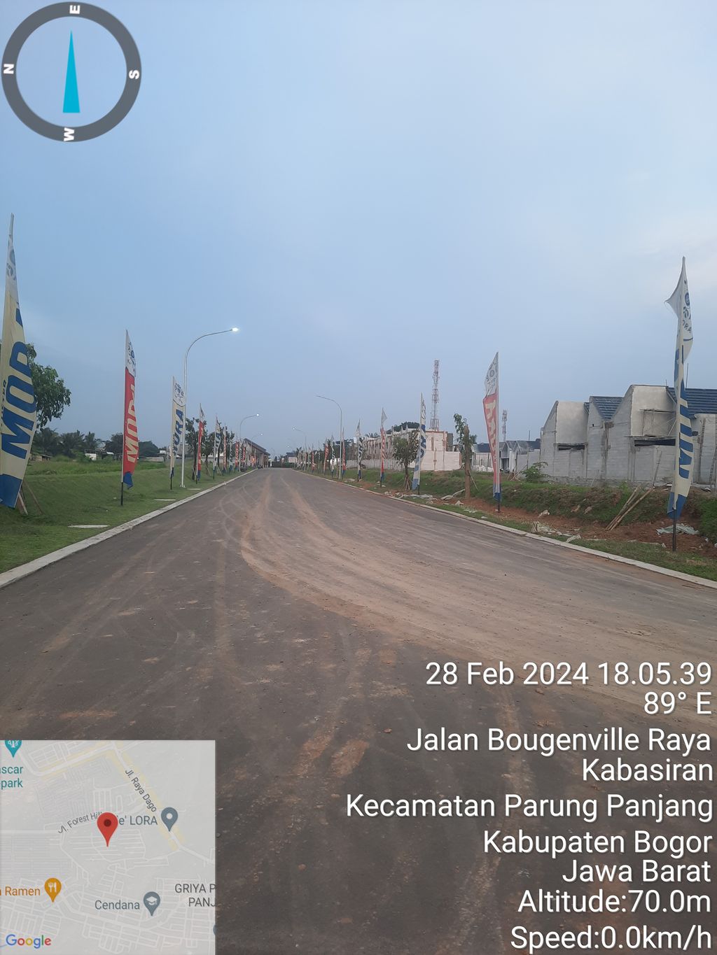 foto posisi tengah perumahan DE LORA
