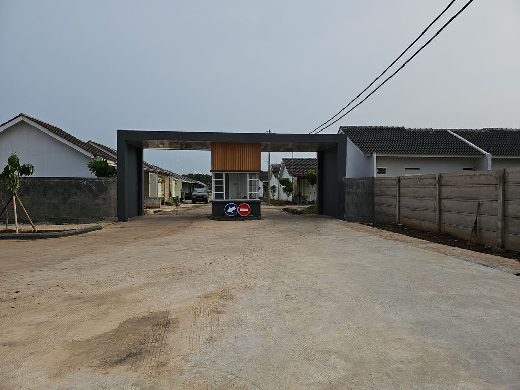 foto posisi tengah perumahan TOP PUTRA RESIDENCE 2