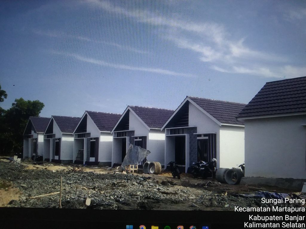foto contoh rumah perumahan ARWANA RESIDENCE 20