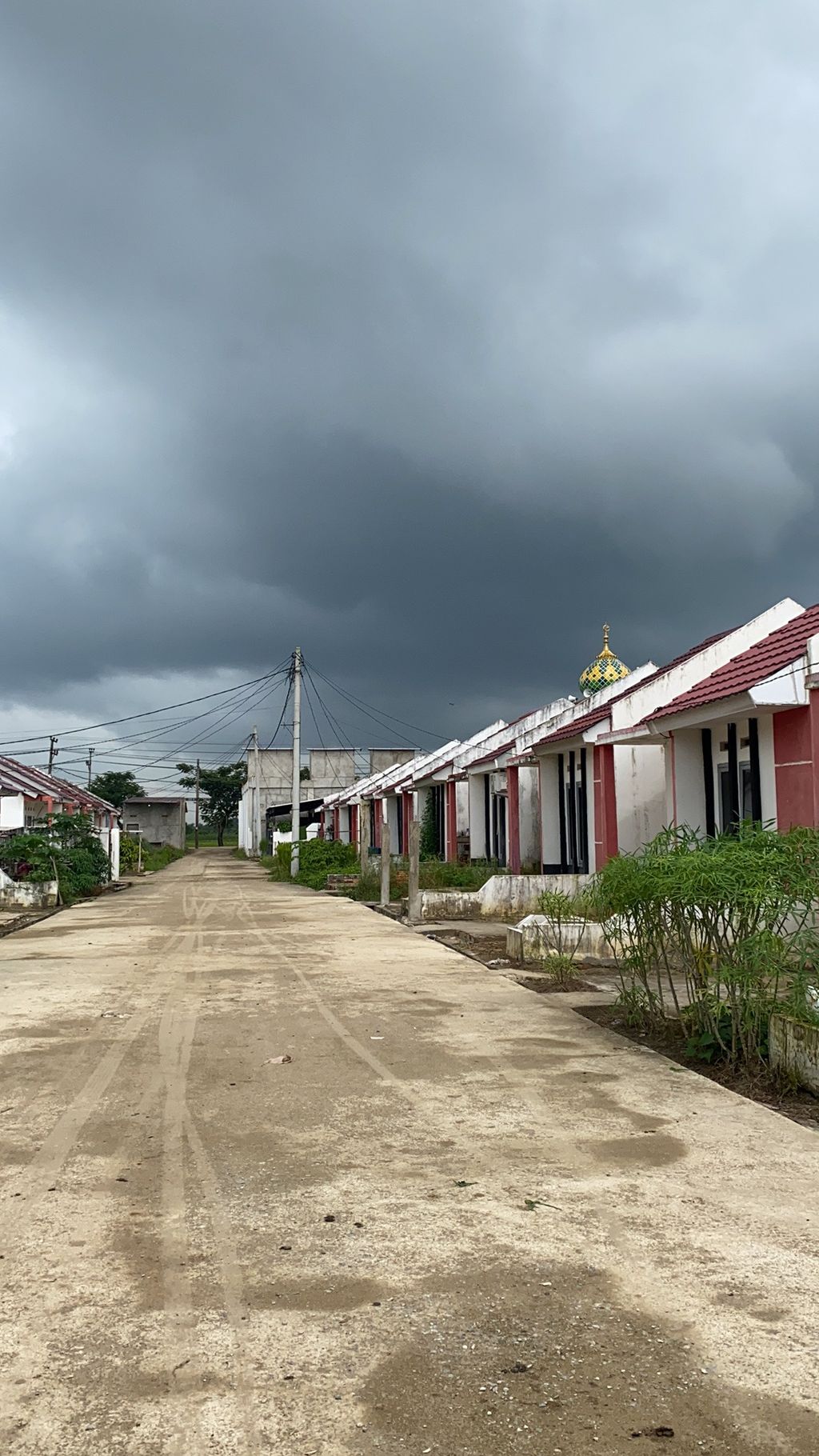 foto posisi tengah perumahan Mutiara Permai Residence 3 (Tahap II)