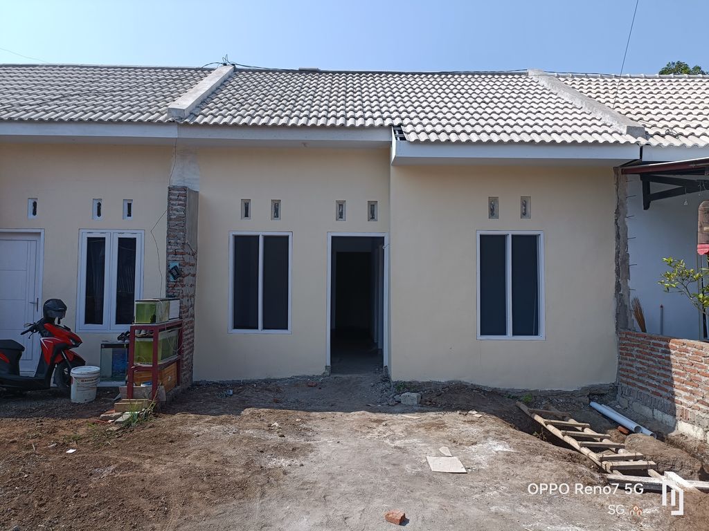 foto contoh rumah perumahan PONDOK HAYAM WURUK
