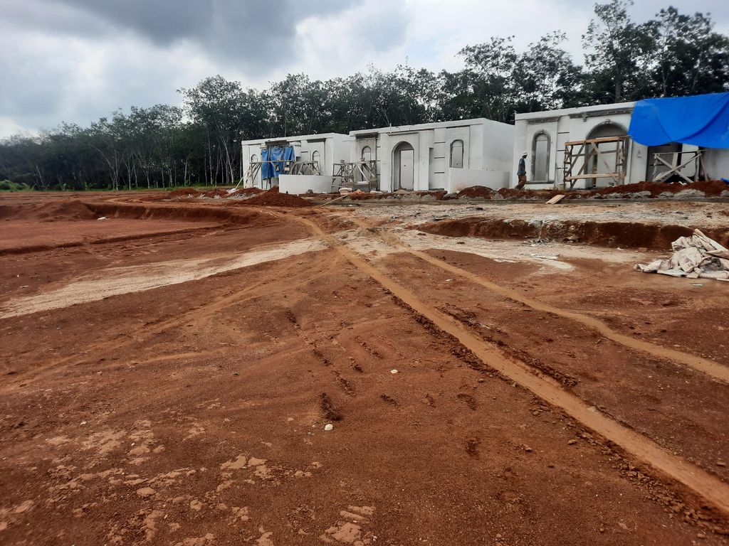 foto posisi tengah perumahan ASADEL LIVING TAHAP II