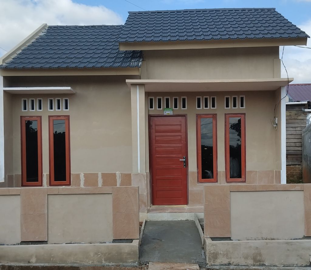 foto tampak rumah tipe 36/108 (PMK 2024) perumahan JOGLO INDAH