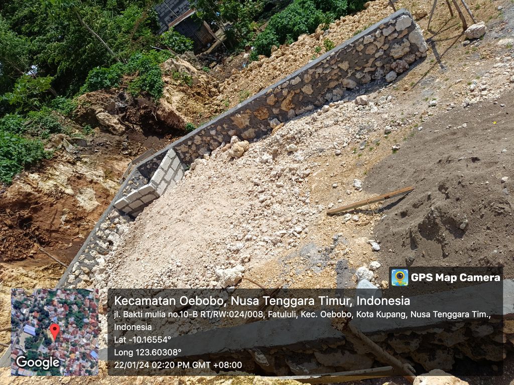 foto posisi tengah perumahan Oebobo Residence