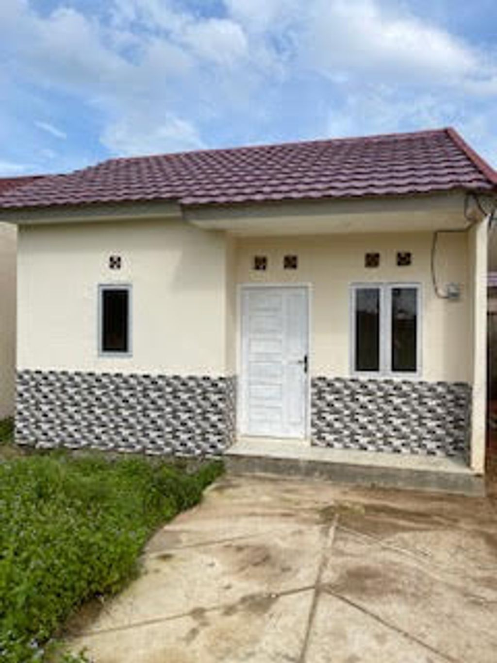 foto tampak rumah tipe Subsidi 36 perumahan Batu Aji Residence