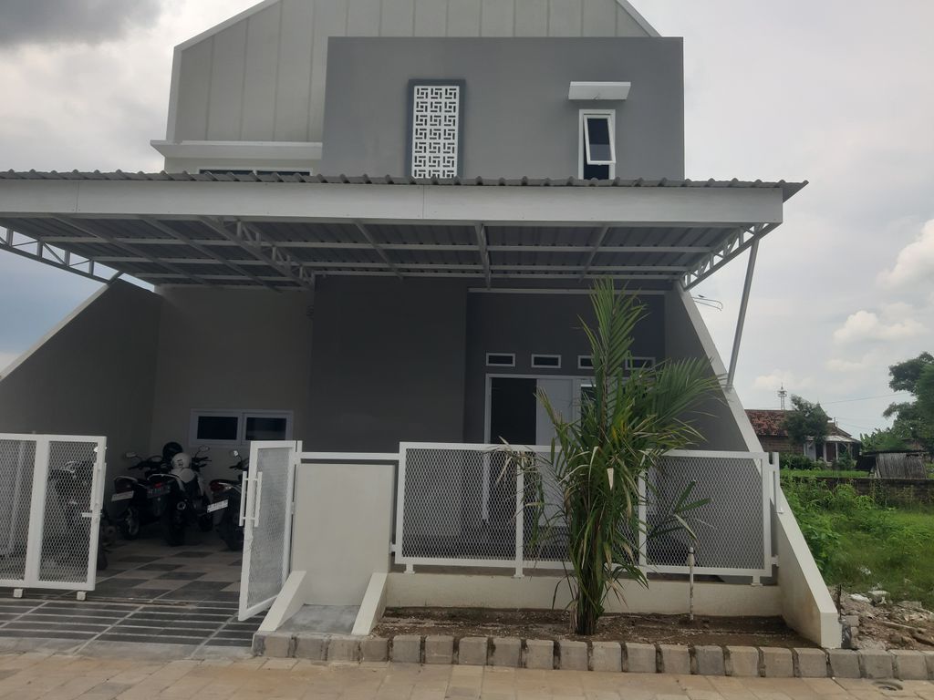 foto contoh rumah perumahan CALATHEA TOWNHOUSE