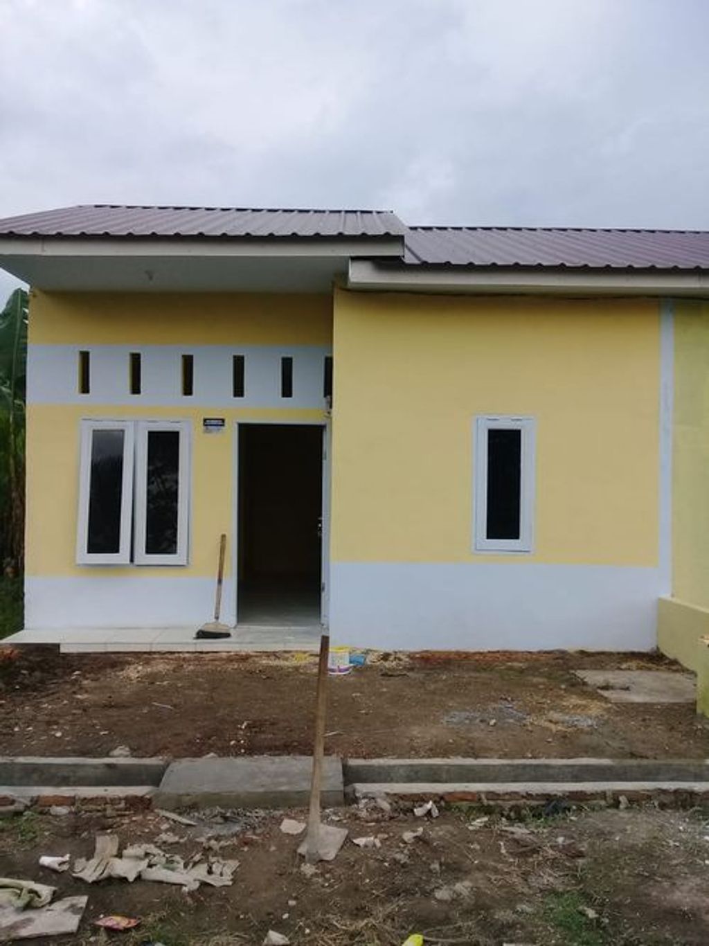 foto gerbang perumahan GRIYA SERBA JADI 1