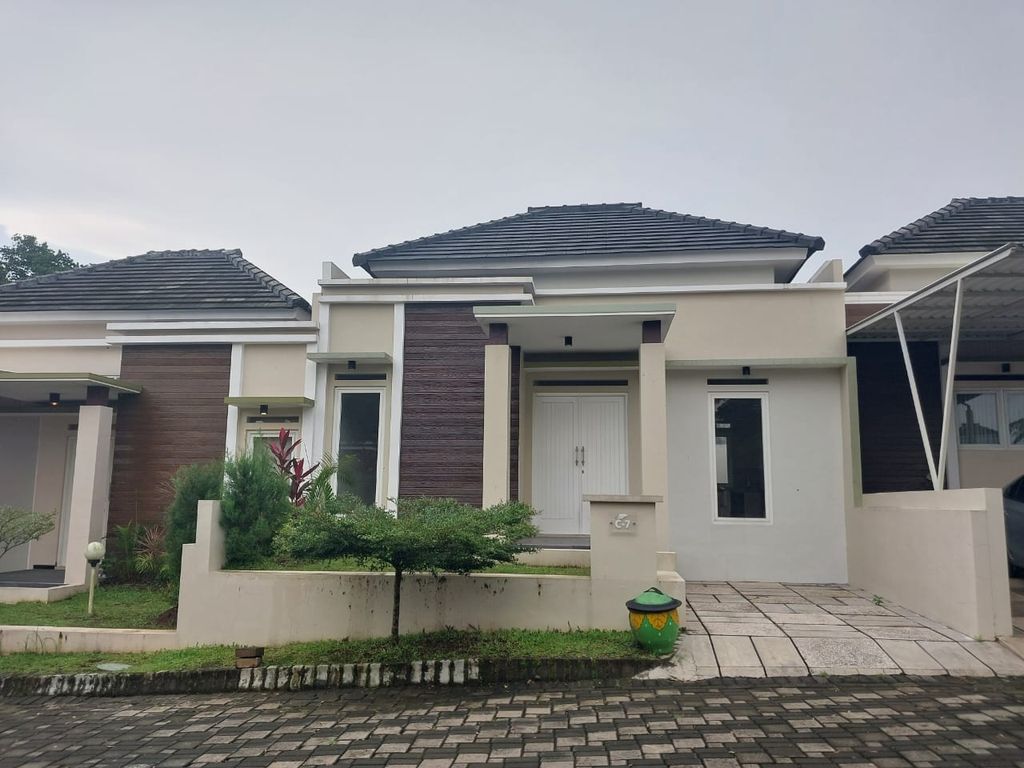 foto tampak rumah tipe JASMINE 54 perumahan BUKIT INDAH PERMAI