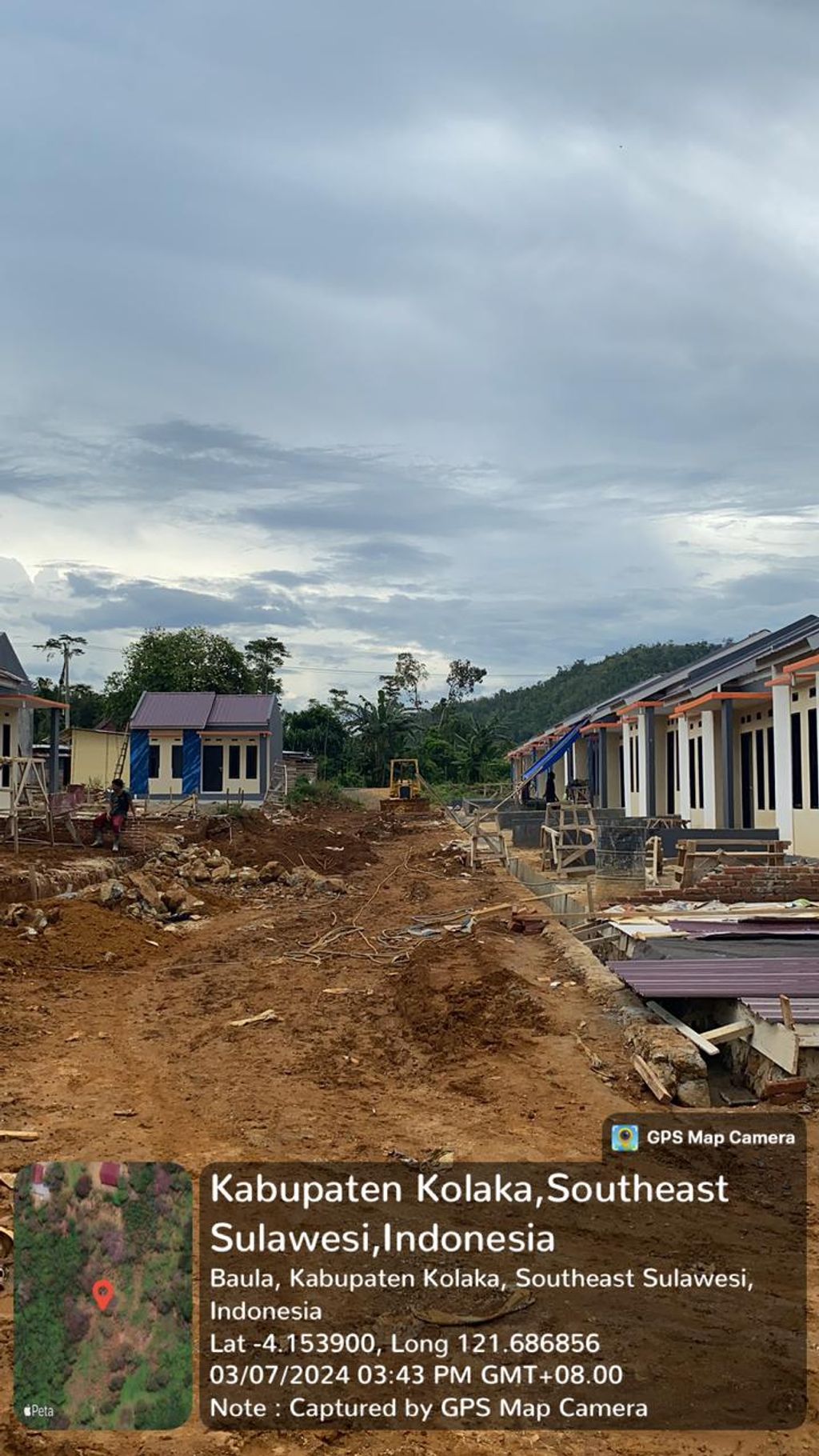 foto posisi tengah perumahan PURI KHANISSA RESIDENCE V