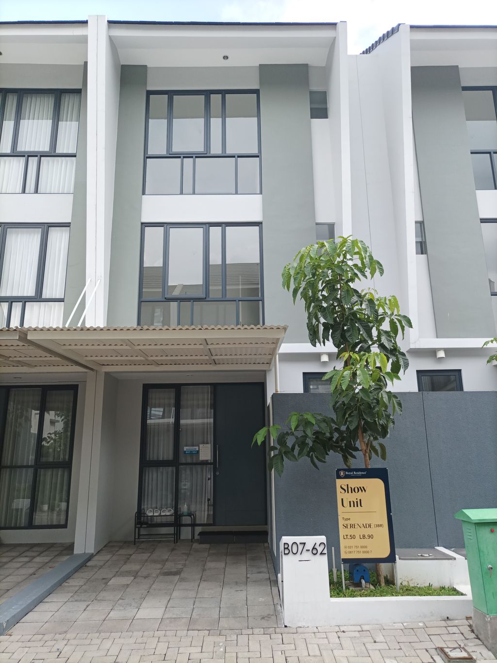 foto tampak rumah tipe Serenade - 3BR (Show Unit) perumahan ROYAL RESIDENCE