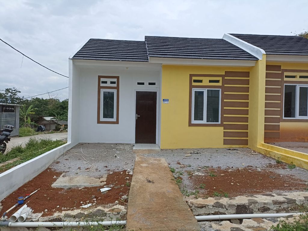 foto tampak rumah tipe 27 perumahan PANORAMA HEGARMANAH