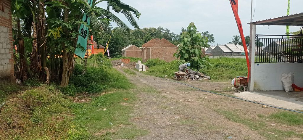foto posisi tengah perumahan GRIYA SEMBILAN SEMBILAN