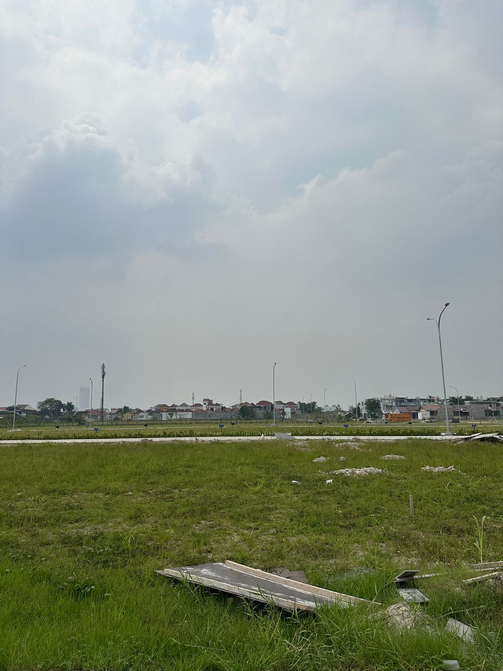foto posisi tengah perumahan Givency One Tahap IV Deli Serdang