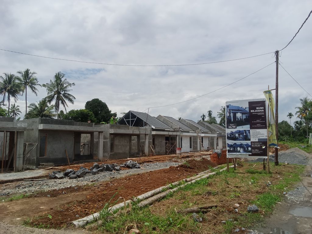 foto gerbang perumahan Perumahan Bumi Rejasha Tiakar