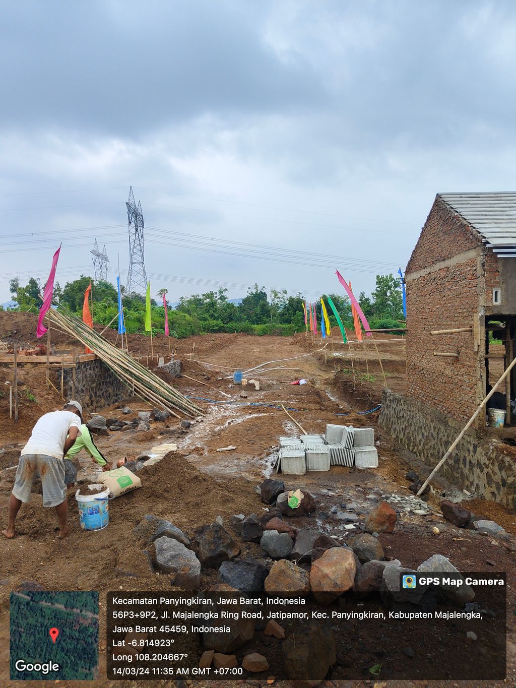 foto posisi tengah perumahan Kota Impian Cijati