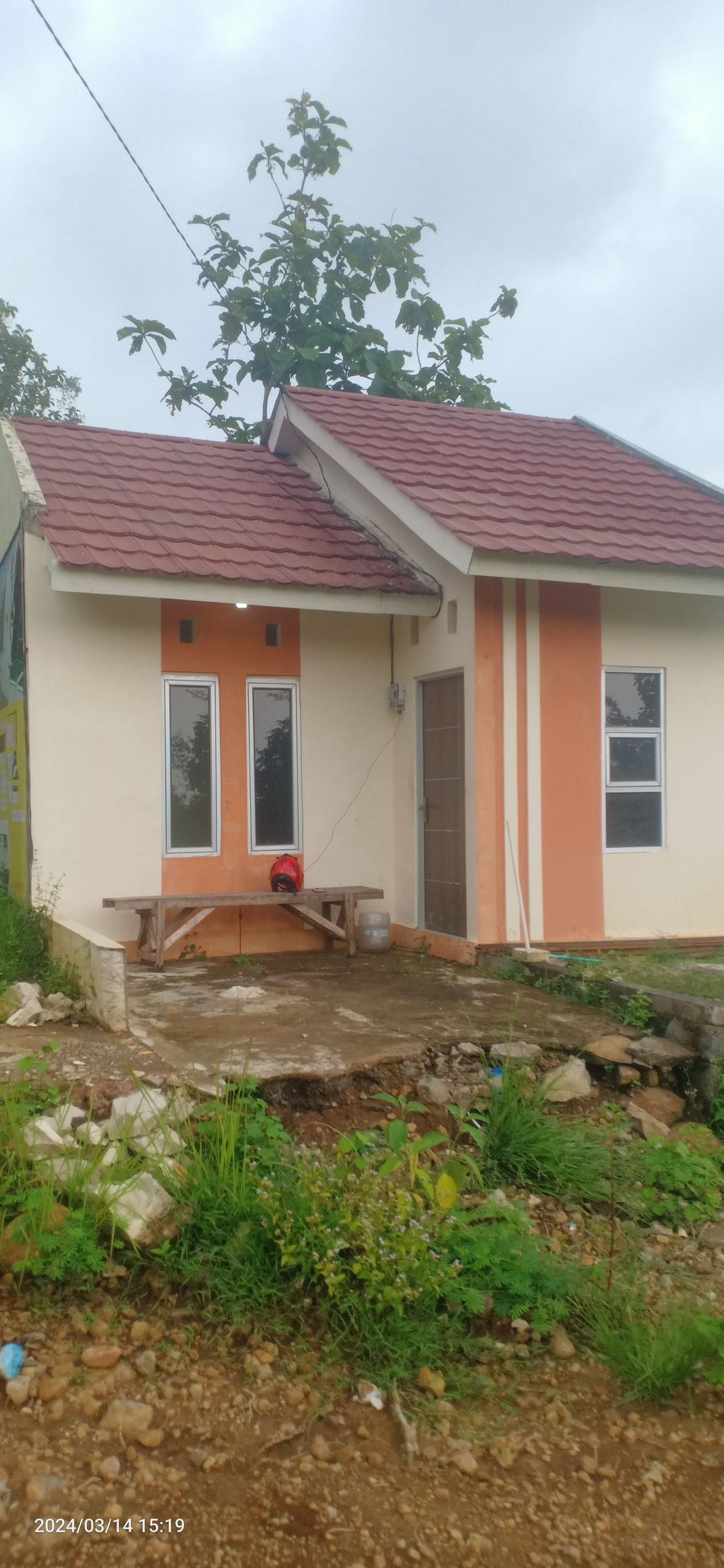 foto contoh rumah perumahan Taman Semesta Tawengan