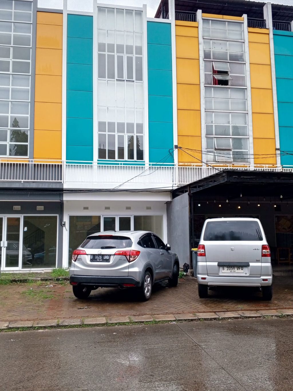 foto tampak rumah tipe H 6 NO 36 perumahan Daan Mogot Arcadia