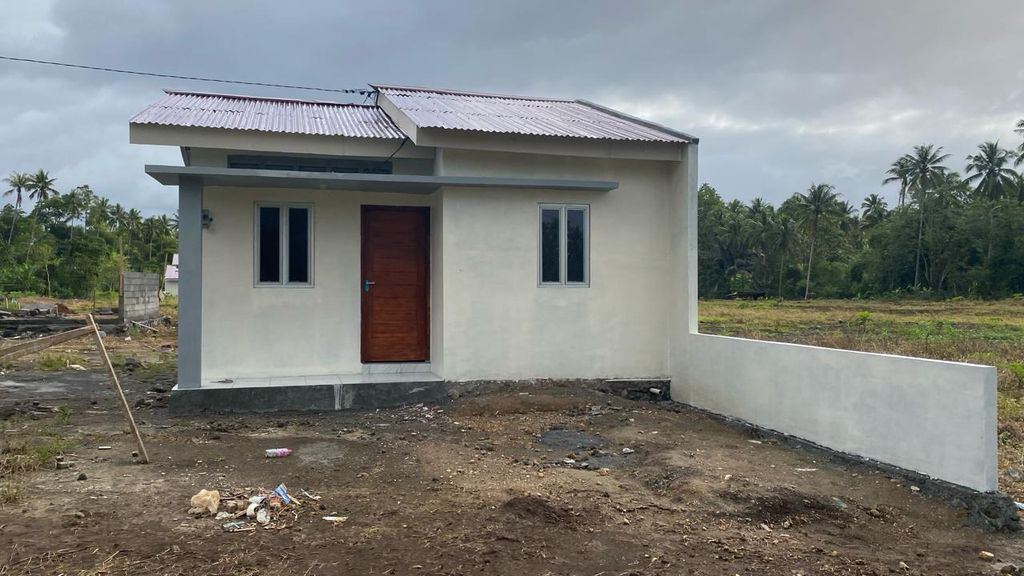 foto tampak rumah tipe 36/98 perumahan CITRALOKA BUHA