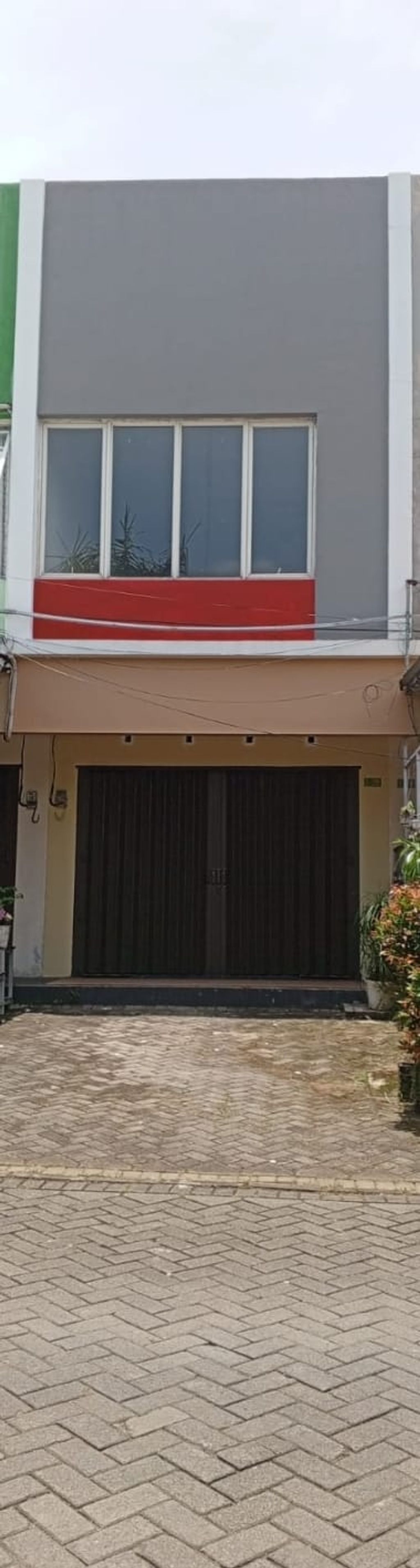 foto tampak rumah tipe RUKO perumahan MUTIARA INDAH VILLAGE