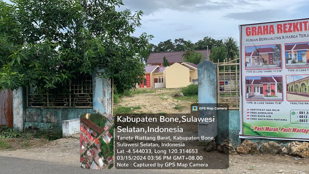foto gerbang perumahan GRAHA REZKITA 2