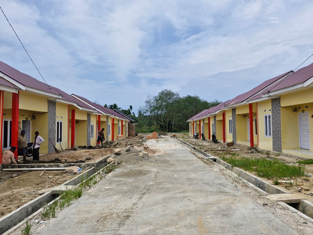 foto posisi tengah perumahan PERUMAHAN ALANA RESIDENCE 6