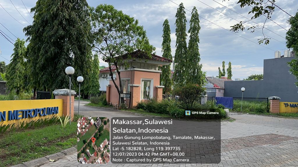 foto gerbang perumahan TAMAN METROPOLITAN