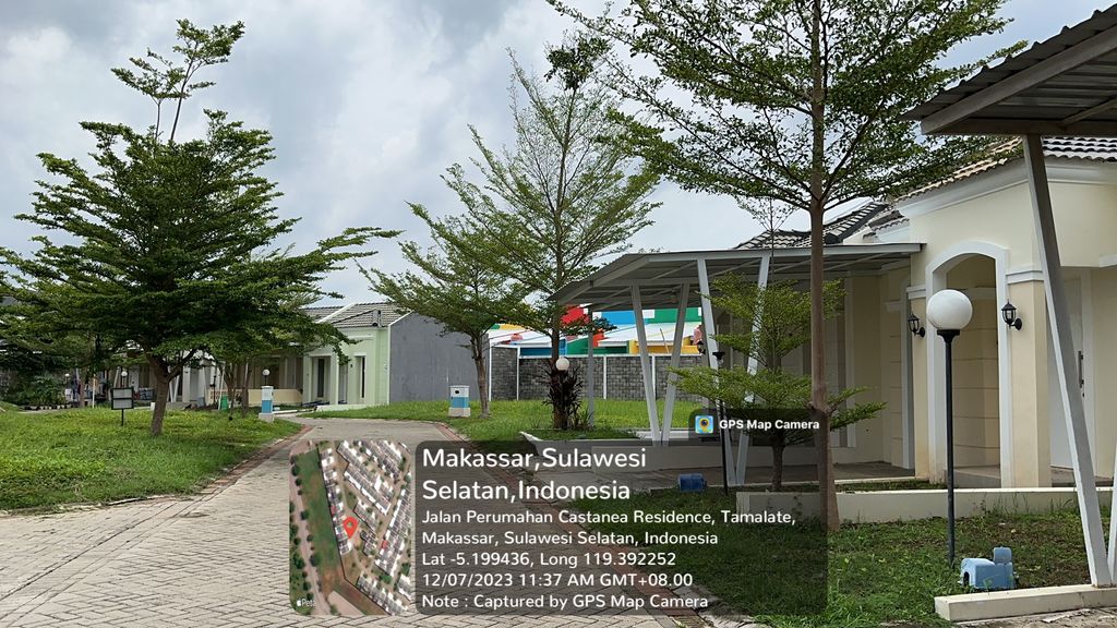 foto posisi tengah perumahan CASTANEA