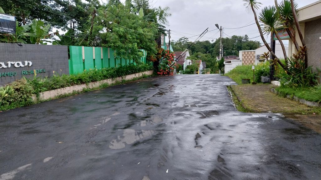 foto posisi tengah perumahan Cluster Padjadjaran Bamboo Residence 3 - Cluster Villa Bambu
