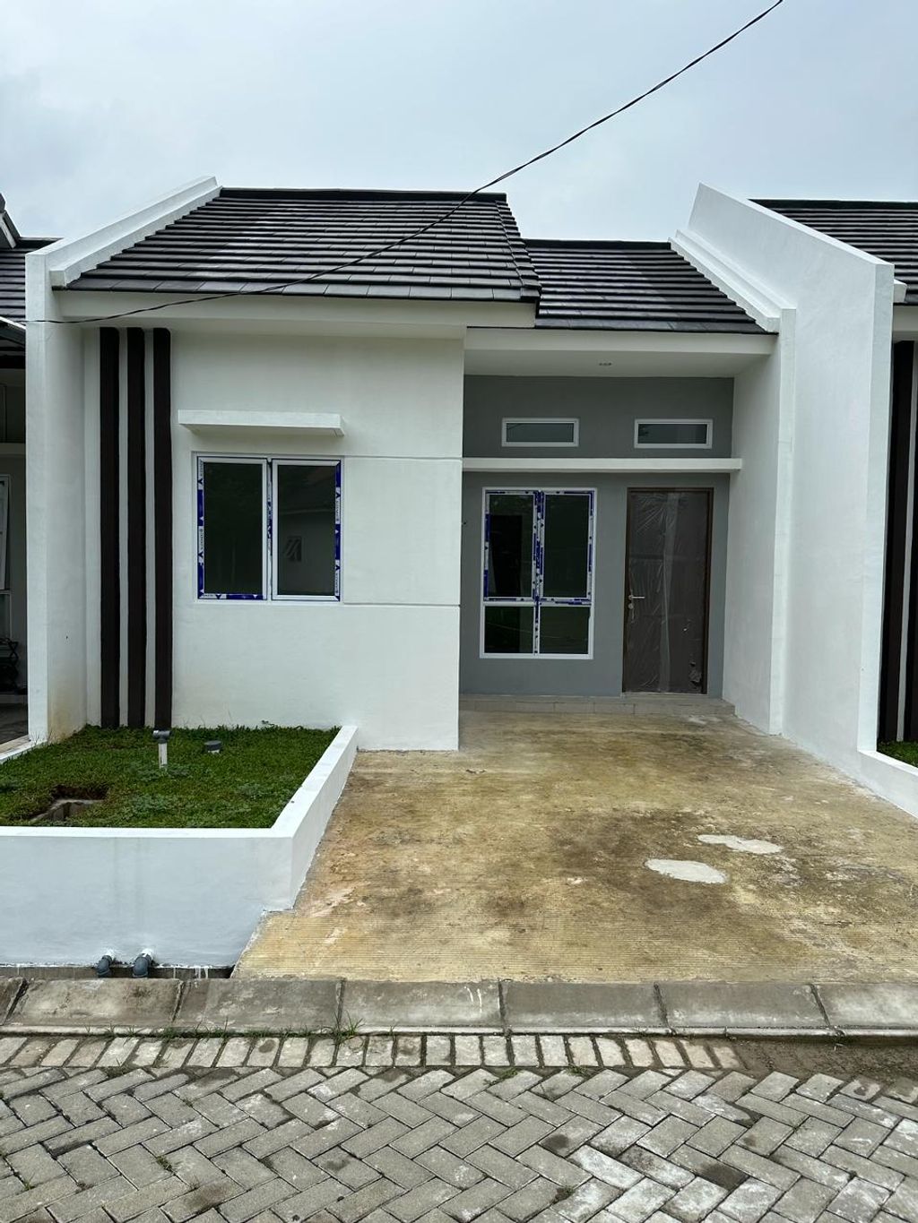 foto tampak rumah tipe A Blok G7 perumahan Graha Mirai