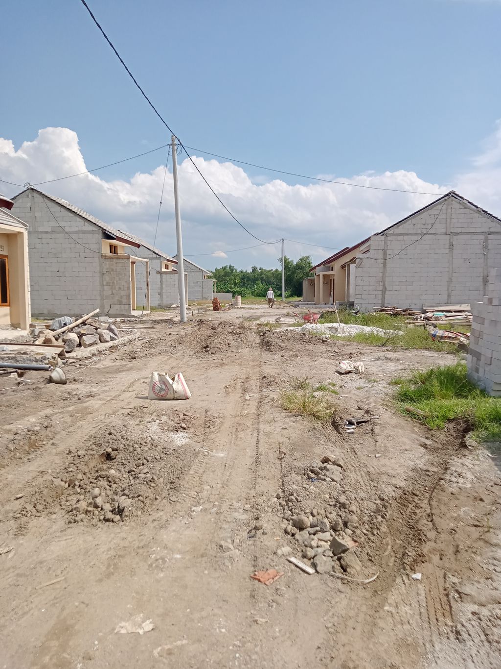 foto posisi tengah perumahan Moderna Residence