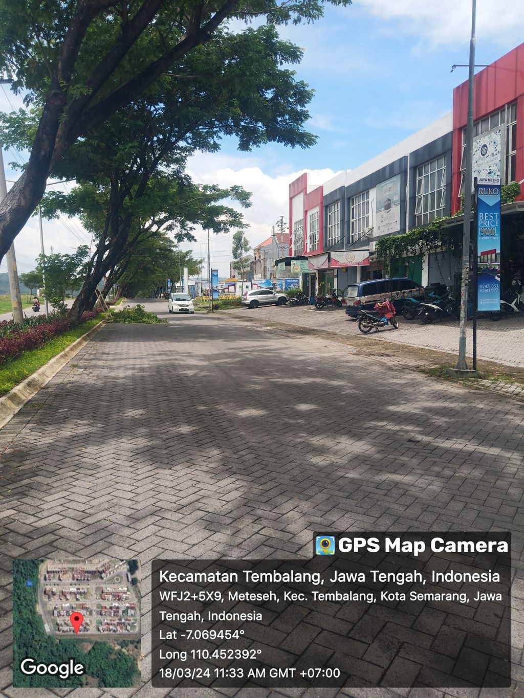 foto posisi tengah perumahan RUKO BUKIT KENCANA JAYA