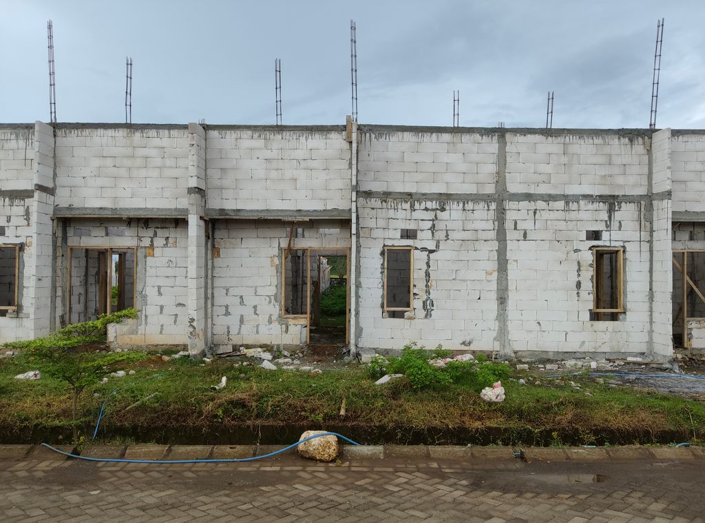 foto contoh rumah perumahan Pesona Bandara Regency Cluster Poros