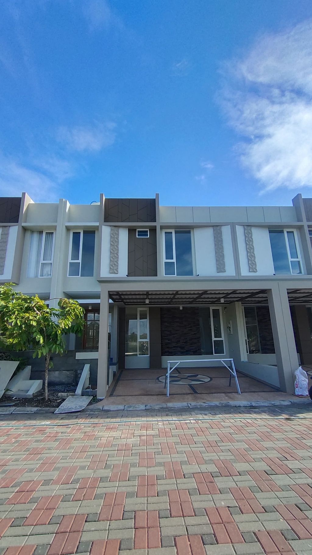 foto tampak rumah tipe Livia perumahan Vasana Residence