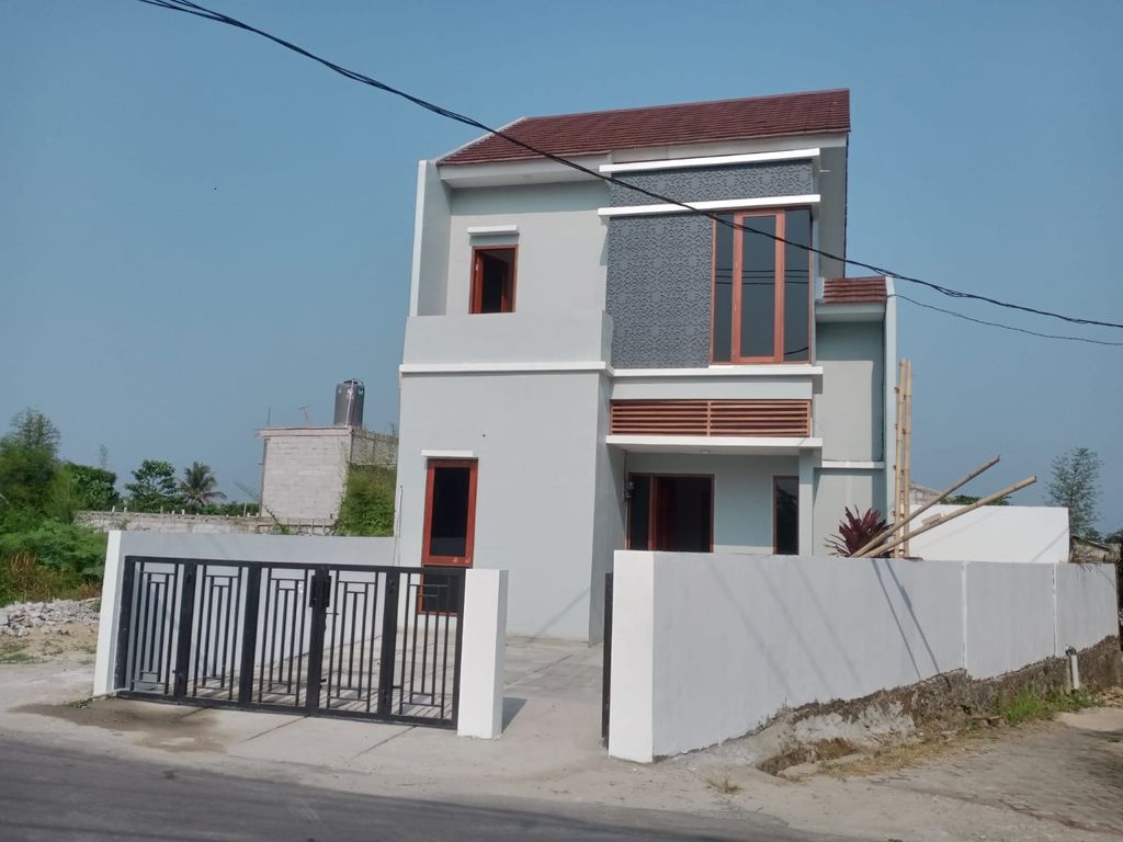 foto tampak rumah tipe 72/102 perumahan Cluster Padjadjaran Bamboo Residence 3 - Cluster Villa Bambu