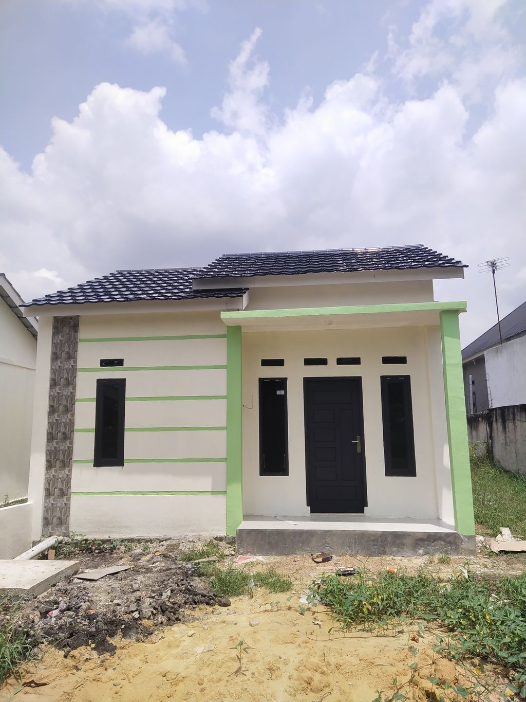 foto contoh rumah perumahan GRIYA PANDAU ASRI