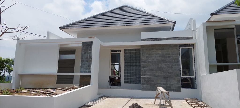 foto tampak rumah tipe Ranu 58 perumahan BSB VILLAGE CLUSTER LOKKA