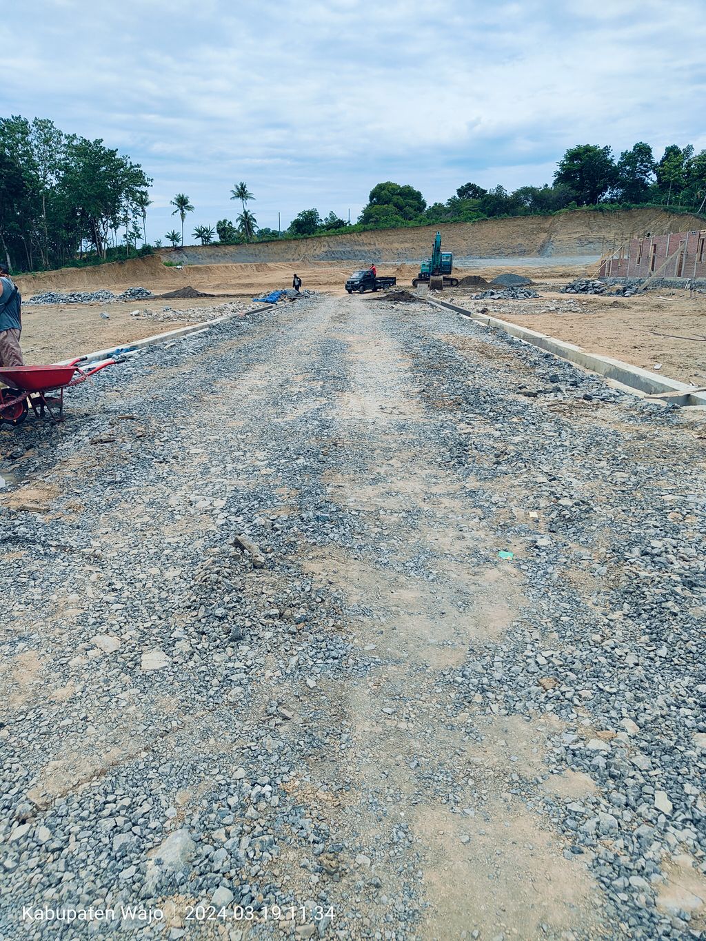 foto posisi tengah perumahan AZALIA RESIDENCE