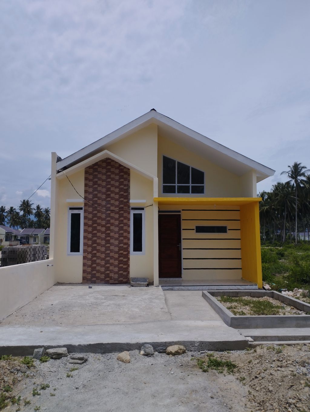 foto contoh rumah perumahan VILLA KALUKUBULA