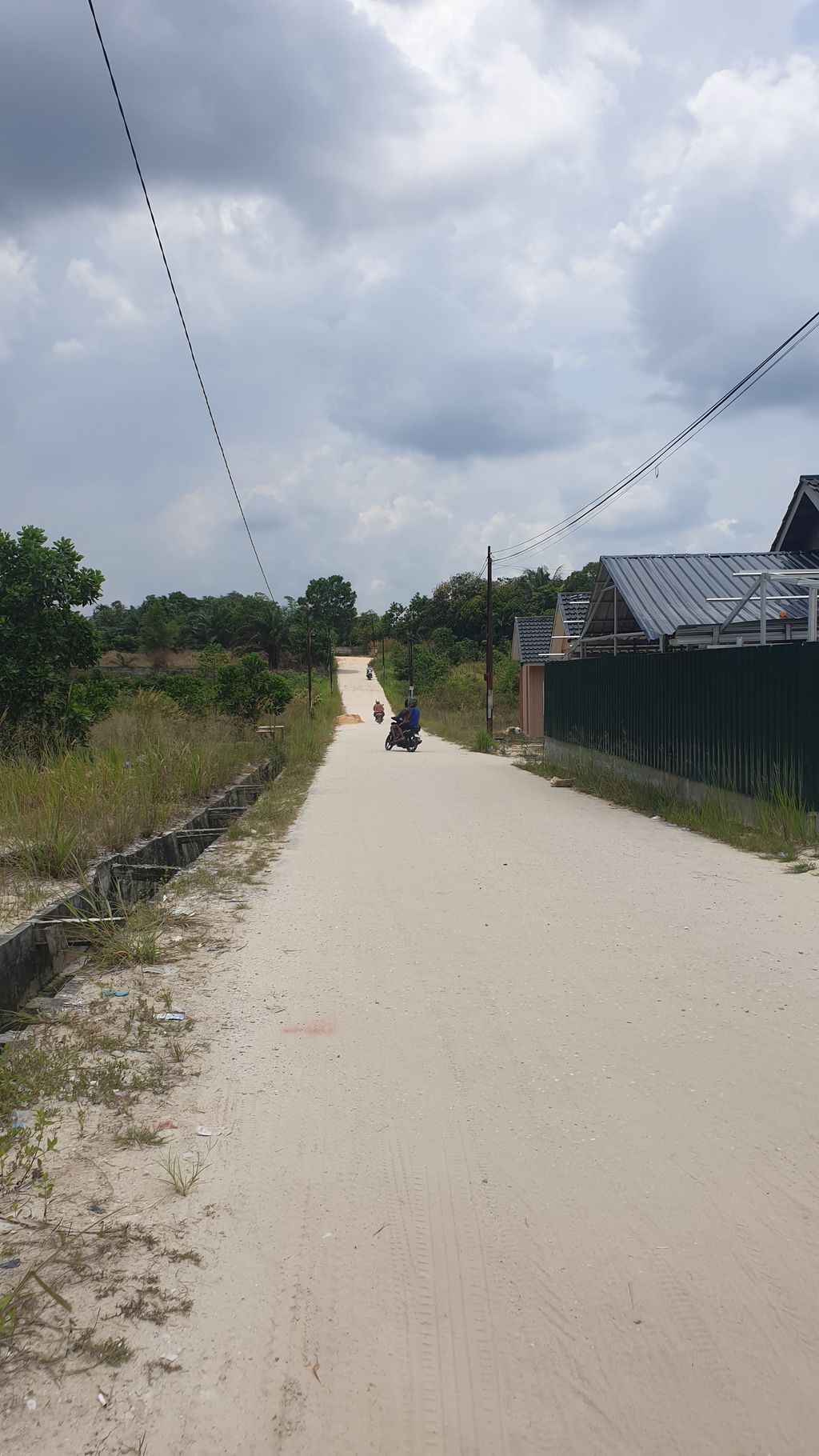 foto gerbang perumahan Azzahra 4