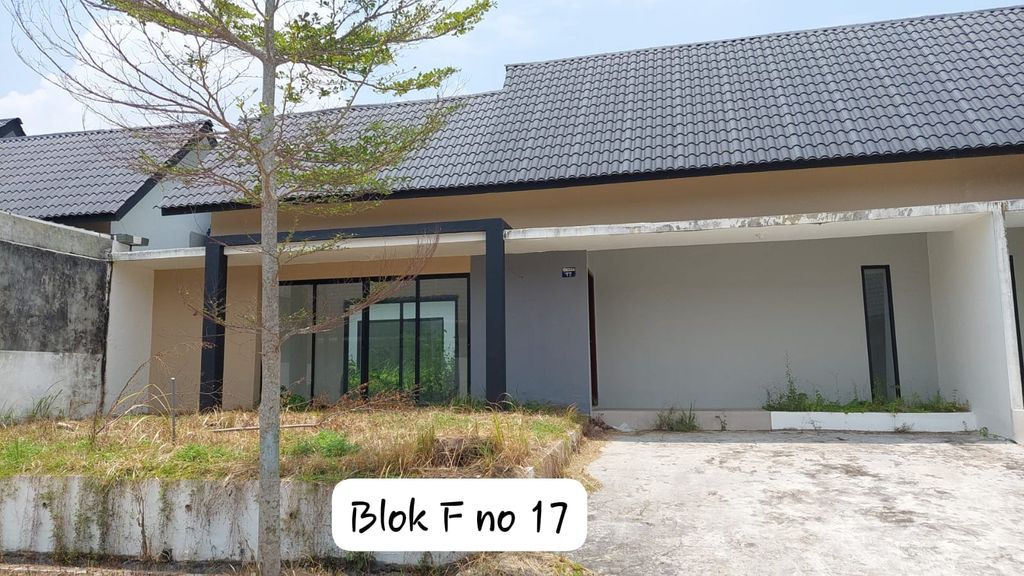 foto tampak rumah tipe SAPPHIRE NEW perumahan RIVER VALLEY RESIDENCE
